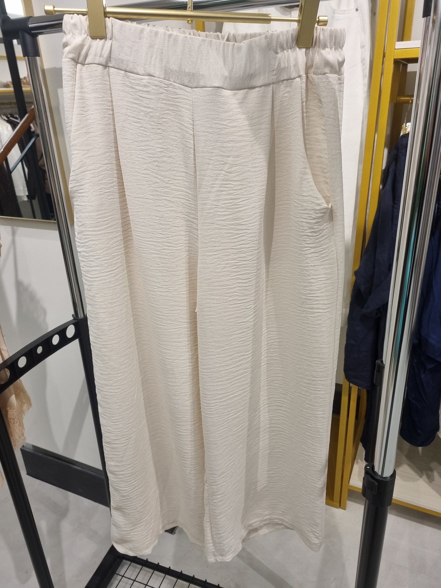 Relax Fit Satin Palazzo Hose mit Struktur