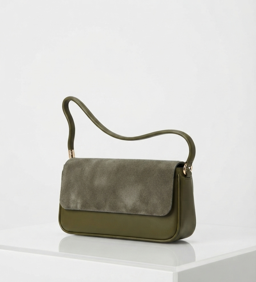 Clutch mit Textur