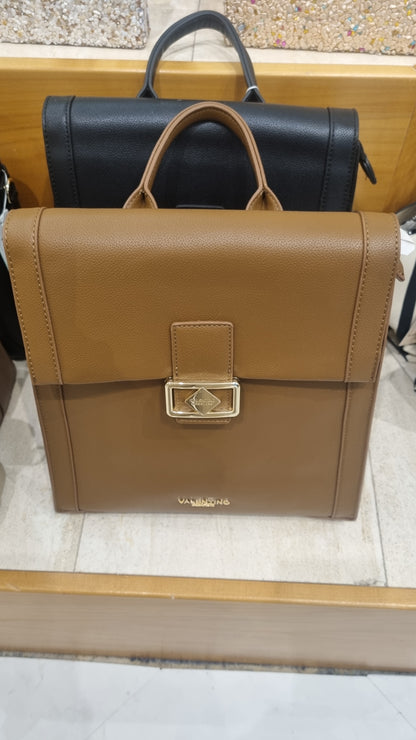 Camel Satchel Tasche mit goldfarbenem Verschluss