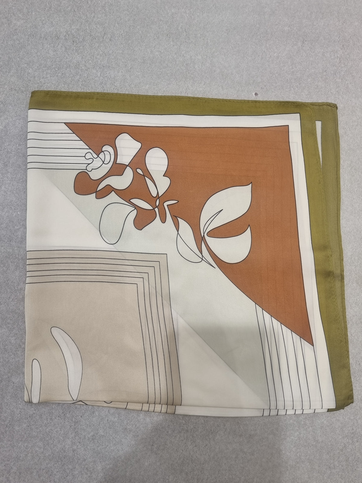Schal / Foulard Seiden Optik