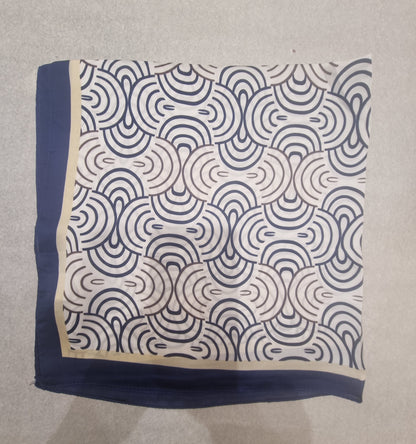 Schal / Foulard Seiden Optik