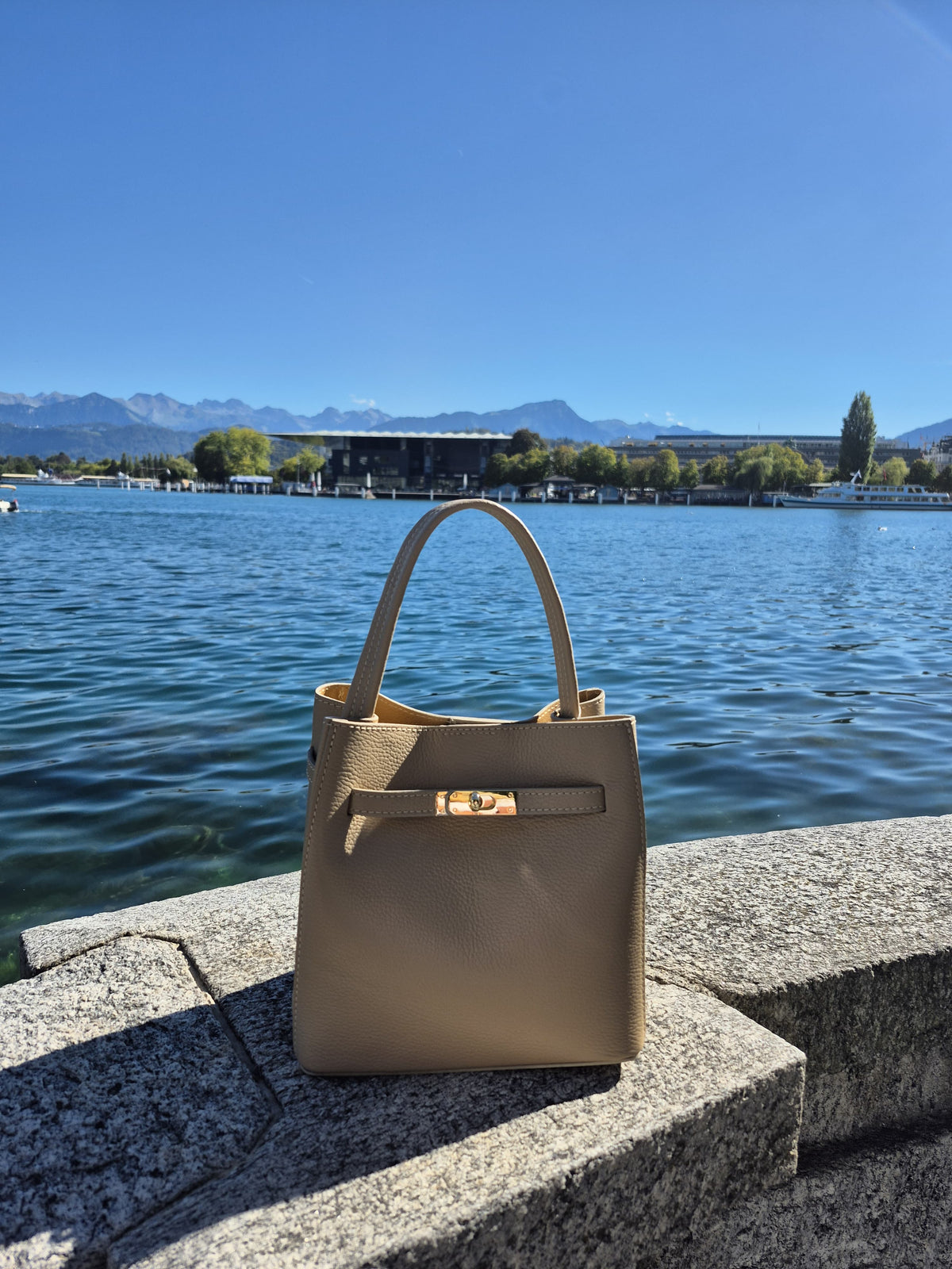 Ledertasche