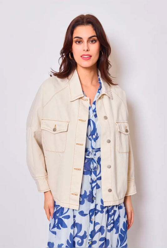 Weiße Denim Jacke mit klassischem Kragen