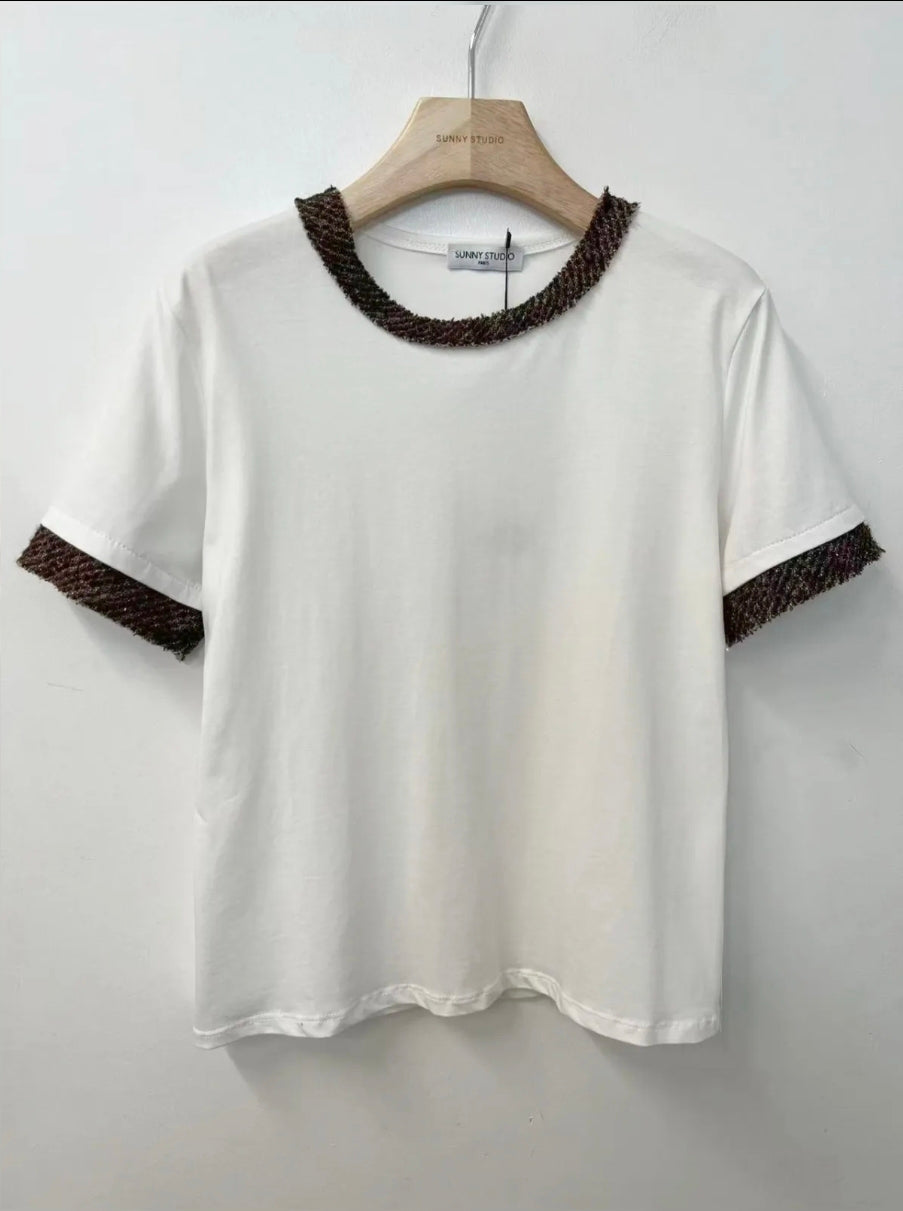 Weißes T-Shirt mit Lurex-Strick-Details
