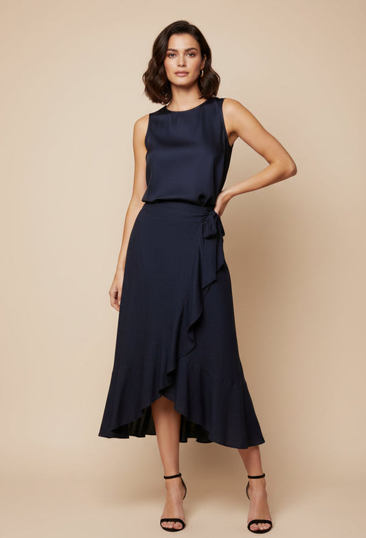 Asymmetrischer Satinrock in Marineblau