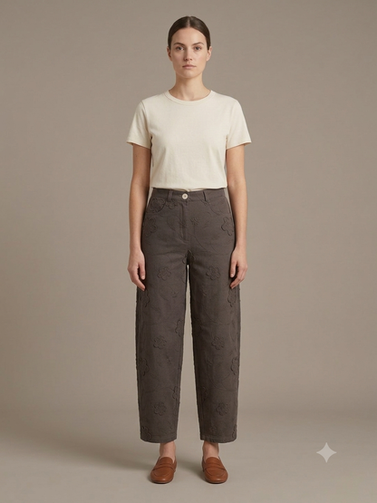 Braune Blumen Muster Jeans Hose